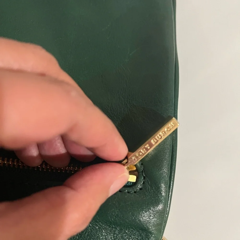 TORY BURCH DARK GREEN CLUTCH WITH GOLD CHAIN